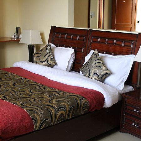 Hotel Deodar Villa 达兰萨拉 外观 照片
