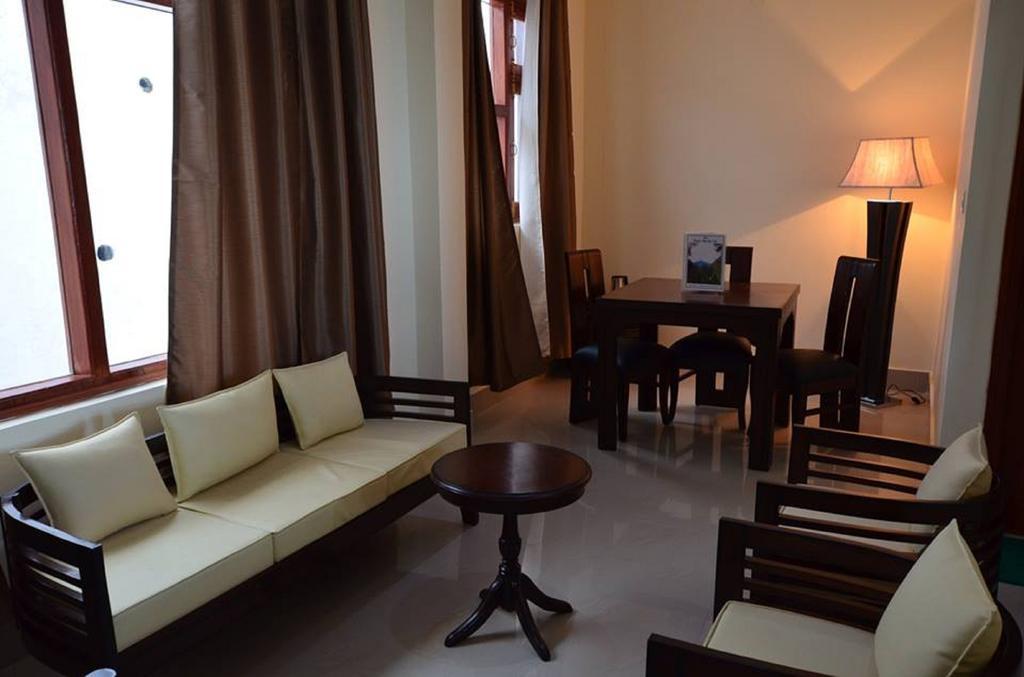 Hotel Deodar Villa 达兰萨拉 客房 照片